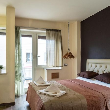 Aida Charming Rooms Рим Екстер'єр фото