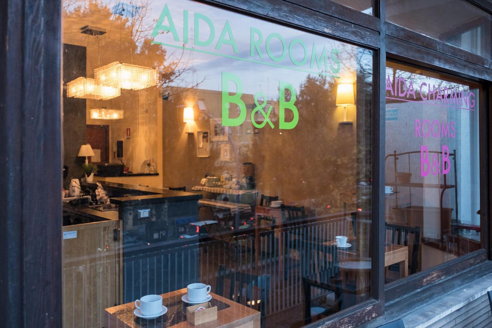 Aida Charming Rooms Рим Екстер'єр фото