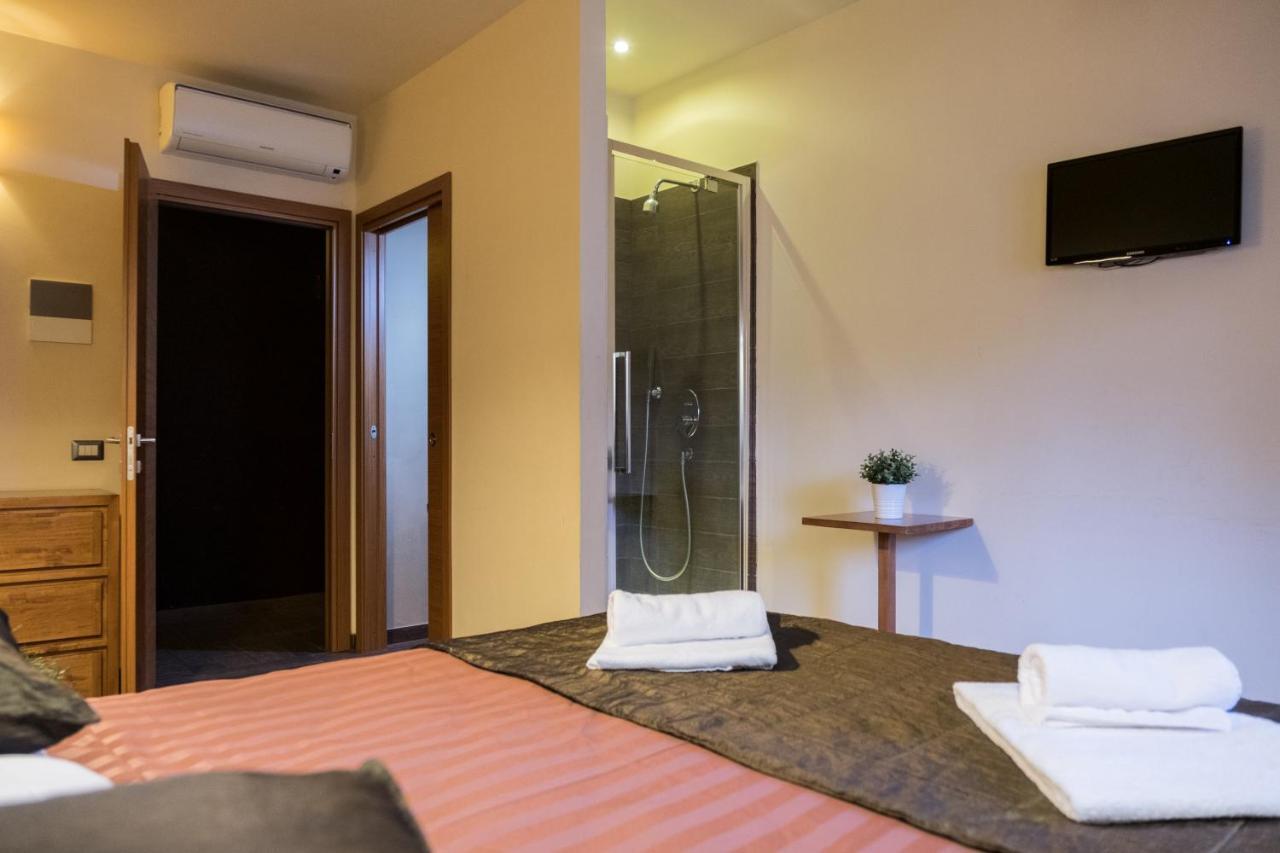 Aida Charming Rooms Рим Екстер'єр фото